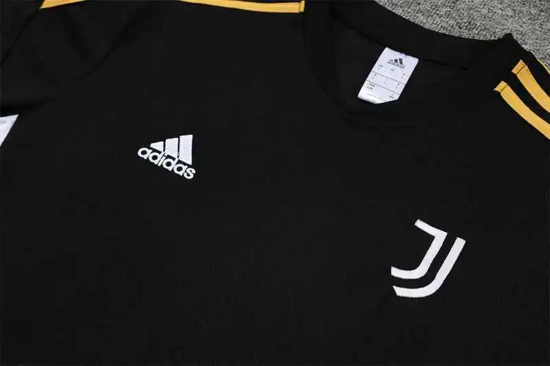 22-23 Juventus Training Suit Short Sleeve Kit Black