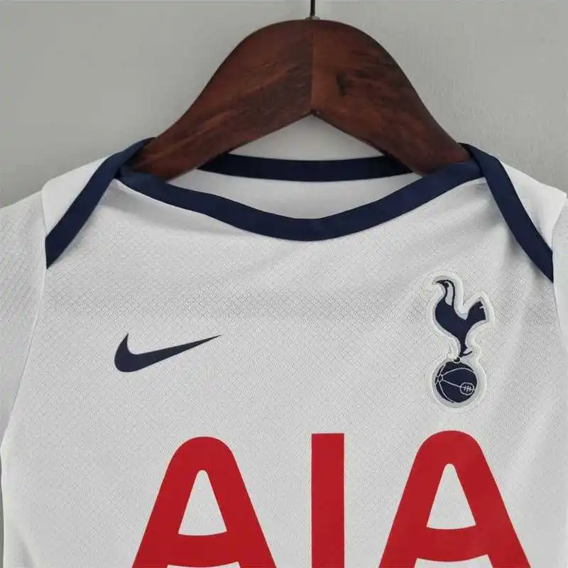 22-23 Tottenham jersey home