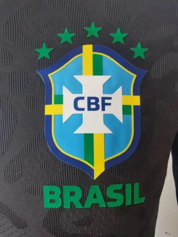 2022 Brasil black long sleeve player version