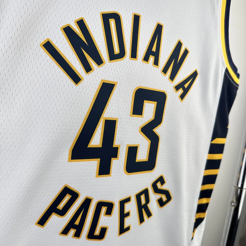 Pacers white 43  SIAKAM