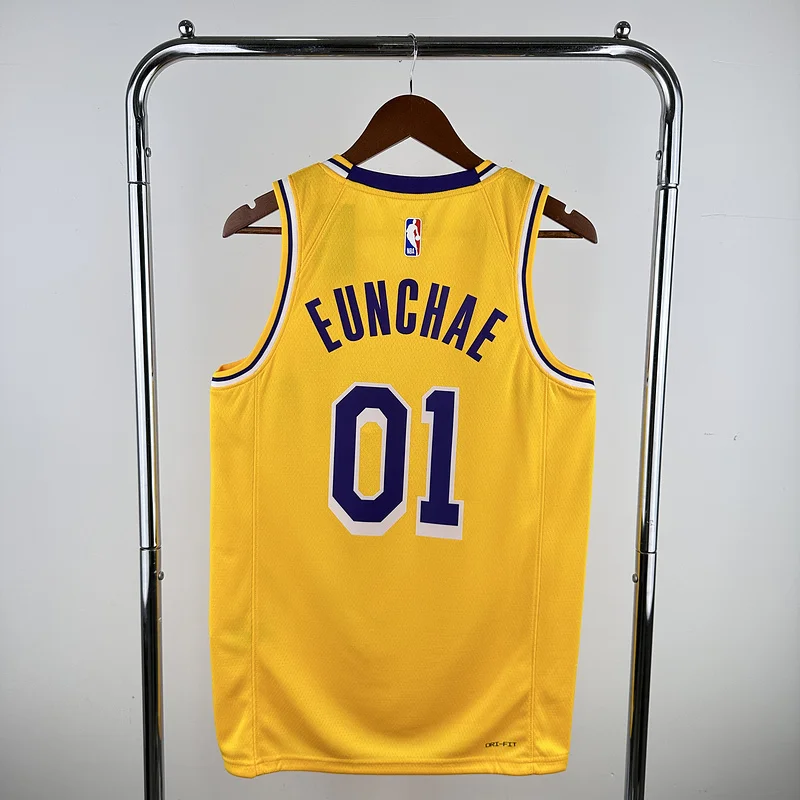 LE SSERAFIM members uniform NBA Los Angeles Lakers jersey  #01