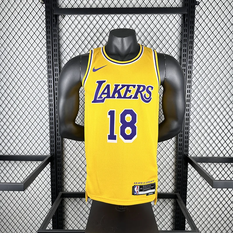 LE SSERAFIM members uniform NBA Los Angeles Lakers jersey  #18