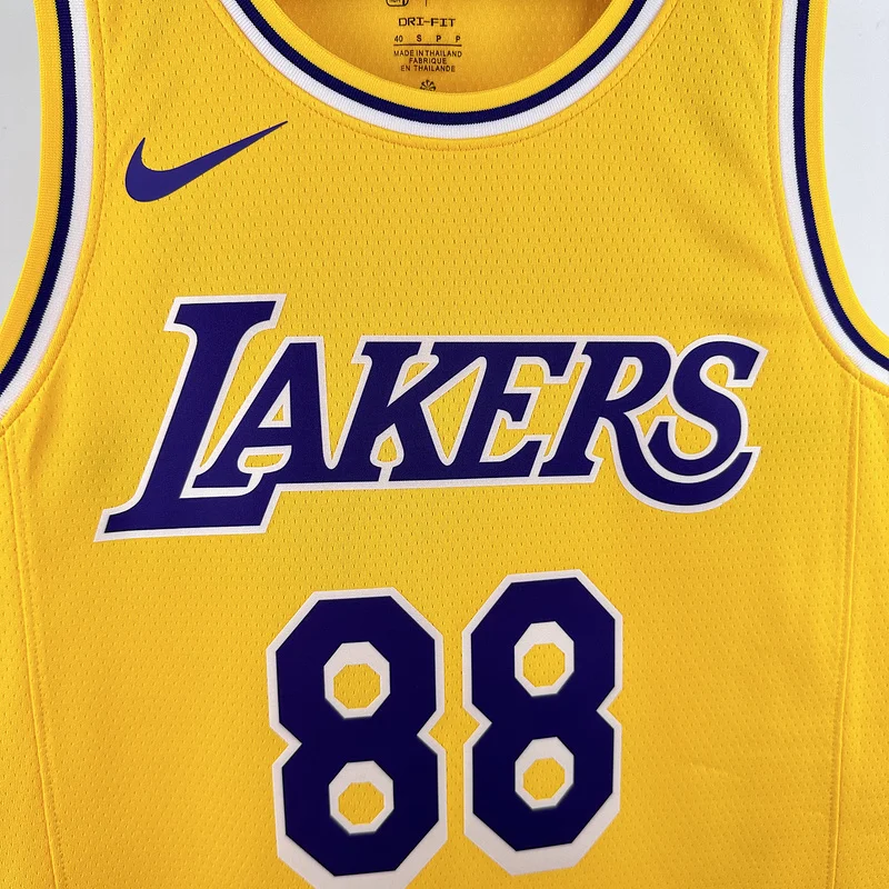 LE SSERAFIM members uniform NBA Los Angeles Lakers jersey  #88 YUN JIN