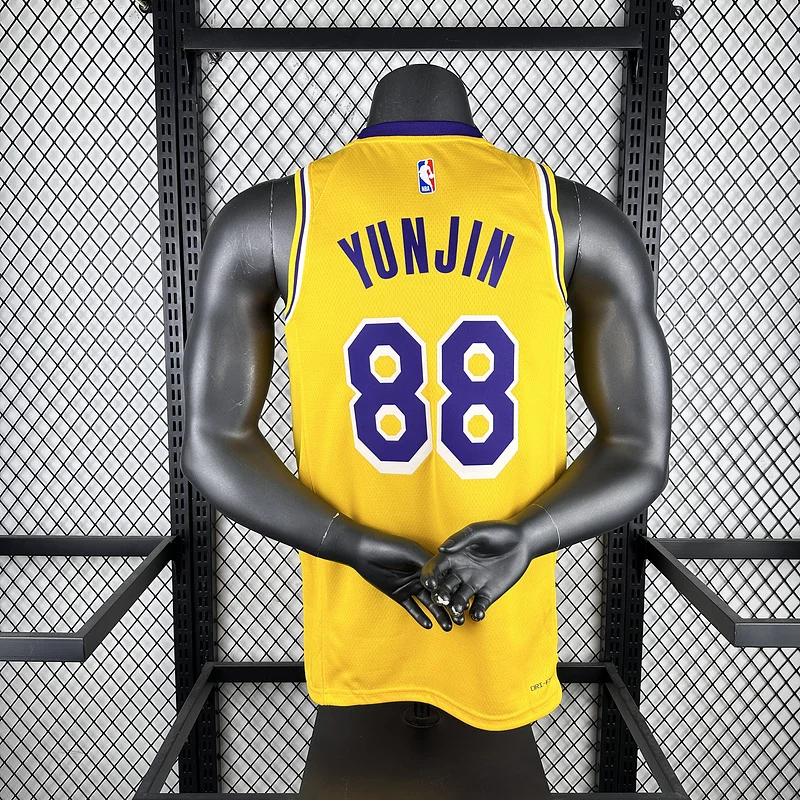 LE SSERAFIM members uniform NBA Los Angeles Lakers jersey  #88 YUN JIN