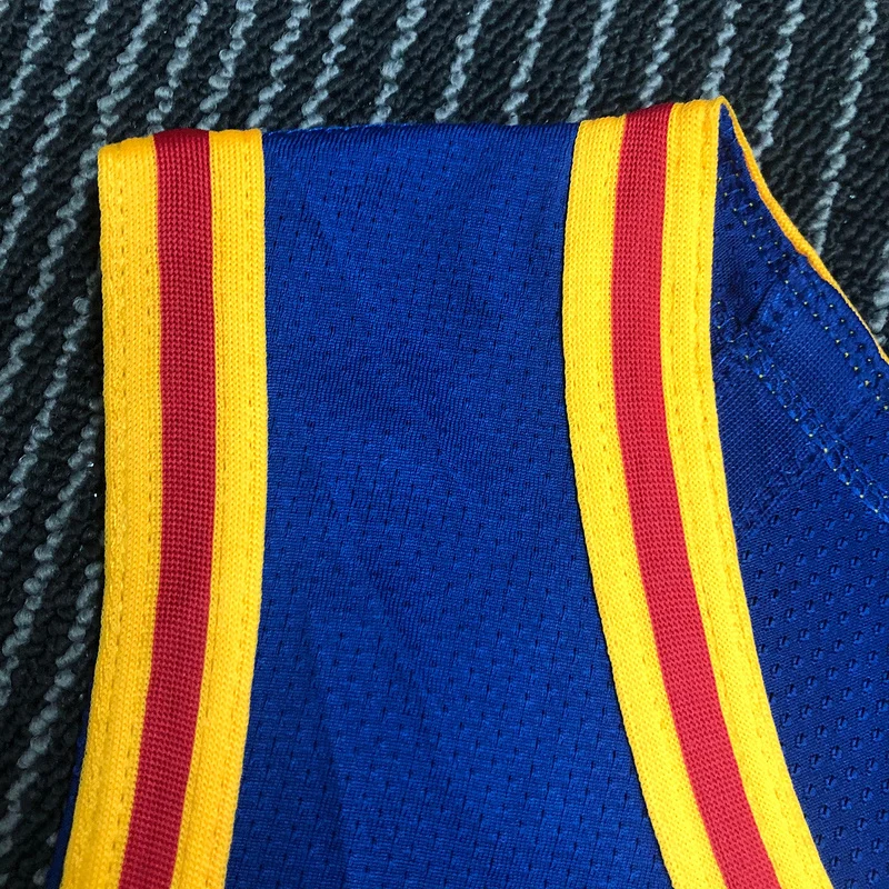 AU Player version Golden State Warriors Retro #30 Curry