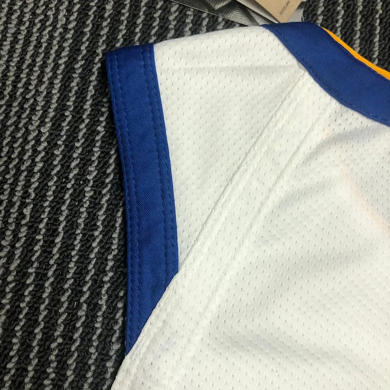 AU Player version Golden State Warriors White #30 Curry