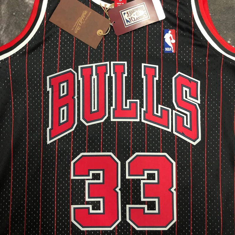 MN Hot Print Retro NBA Chicago Bulls Basketball jersey 1996 Season black stripes #33 PIPPEN