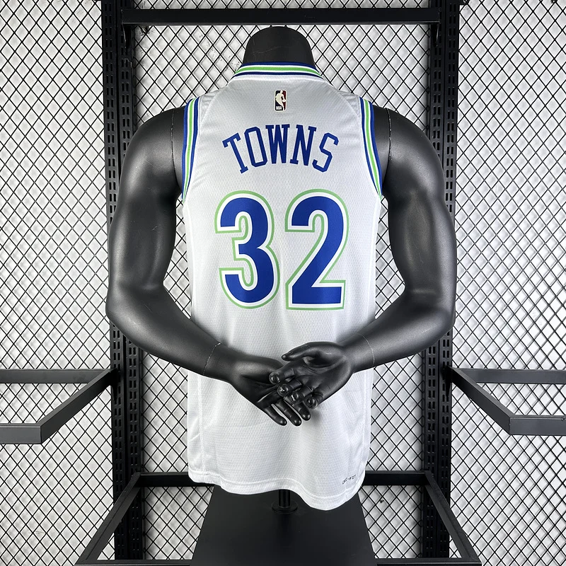 Minnesota Timberwolves Basketball retro jersey white #32 TOWNS