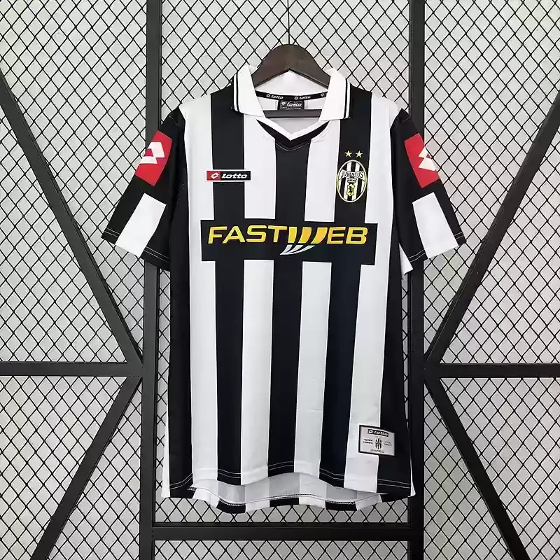 01/02 Juventus jersey Home Retro