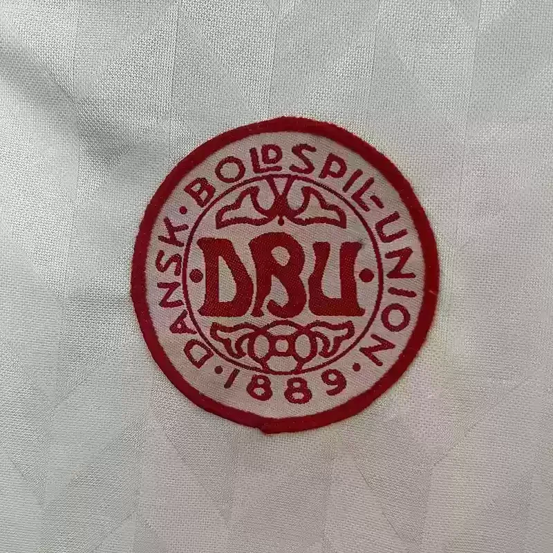 Retro Denmark 1988 Away S-XXL