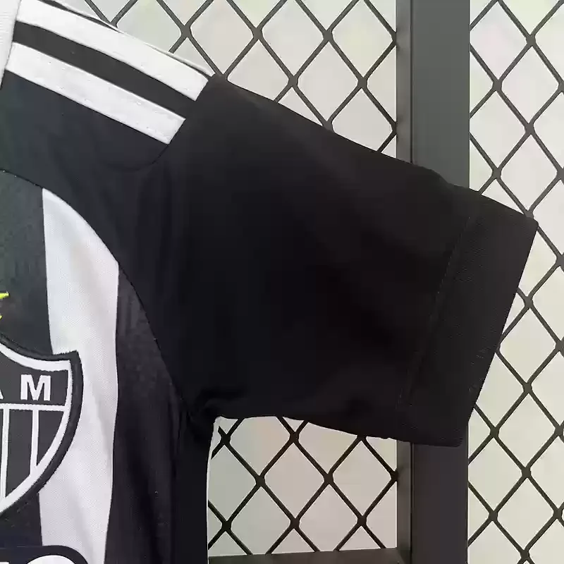 24/25 kids Atlético Mineiro home size: 16-28