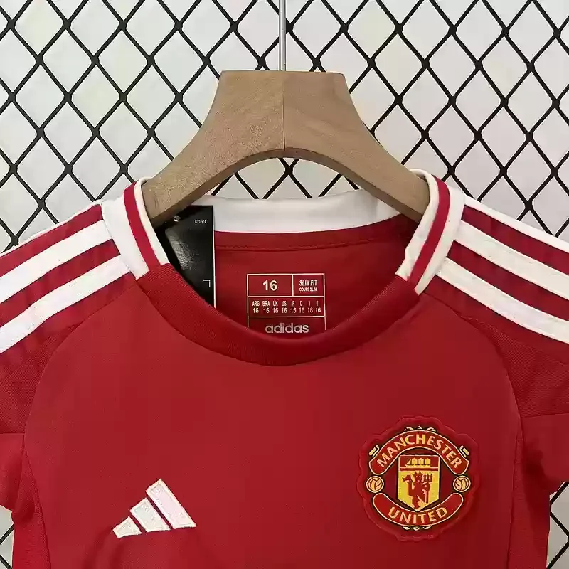 24/25 Manchester United home kids football jersey