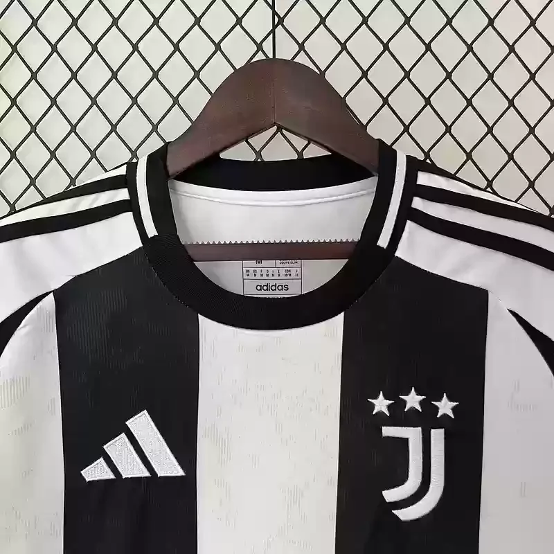 24/25 Juventus Home football jersey