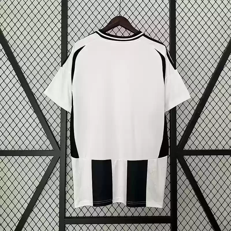 24/25 Juventus Home football jersey