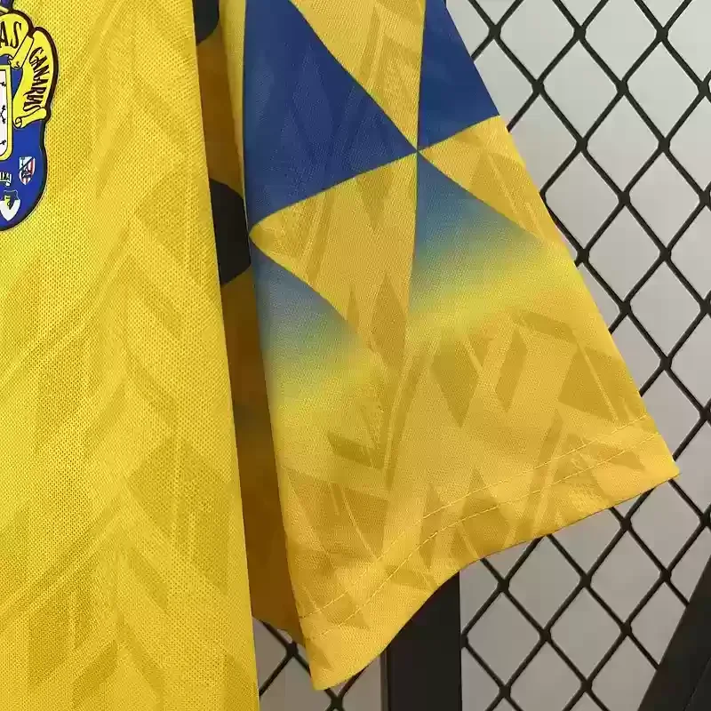 24/25 Las Palmas Home football jersey