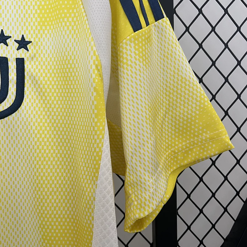 24-25 Juventus Away soccer jersey