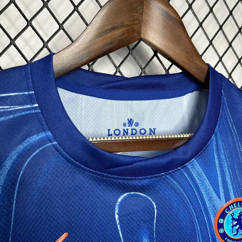 24-25 Chelsea home woman soccer jersey