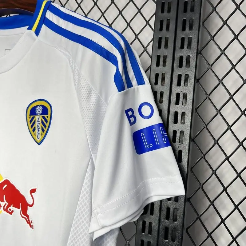 24-25 Leeds United home soccer jersey