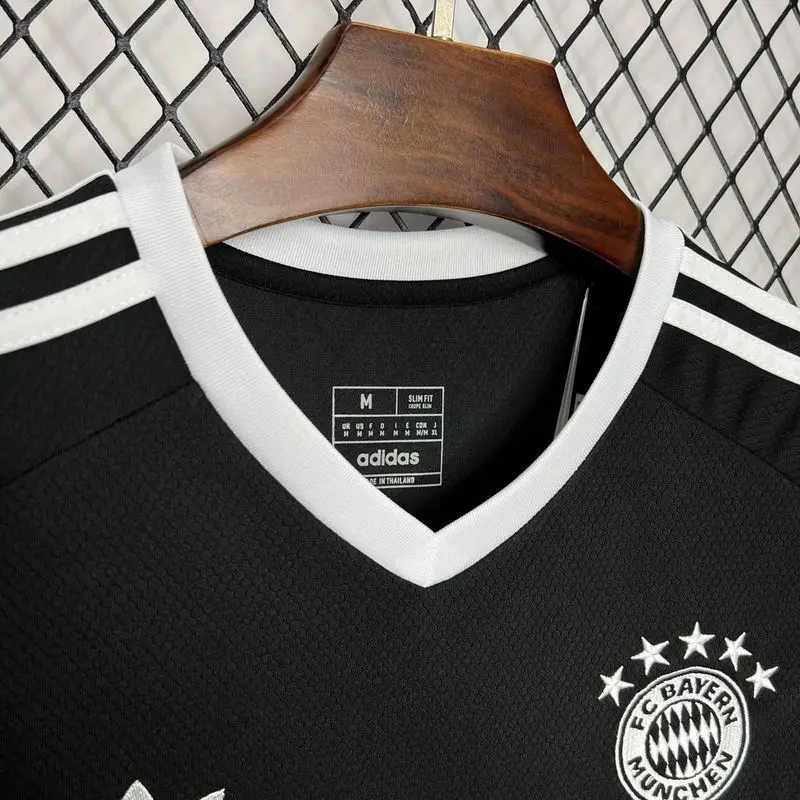 24-25 Bayern Munich black training soccer jersey