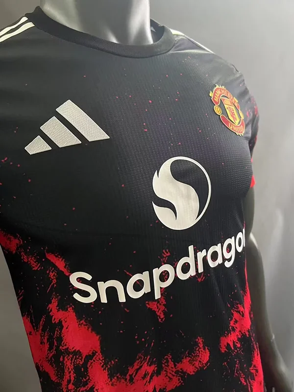 24-25 Manchester United Red sea player version soccer jersey