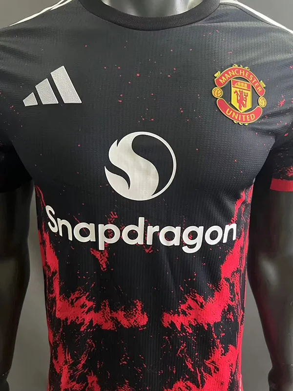 24-25 Manchester United Red sea player version soccer jersey