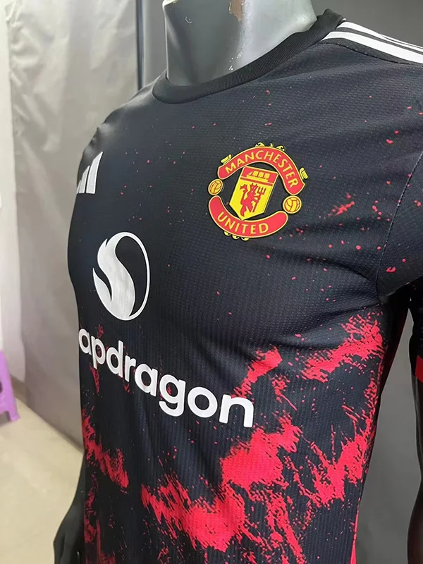 24-25 Manchester United Red sea player version soccer jersey