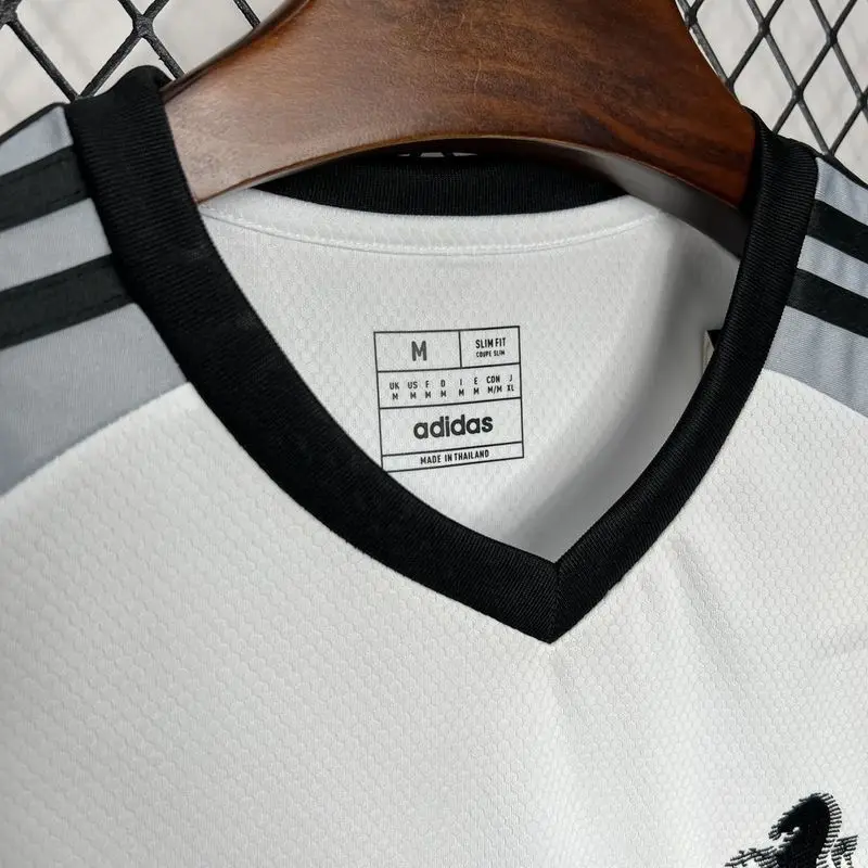 24-25 Juventus Pre-match training jersey