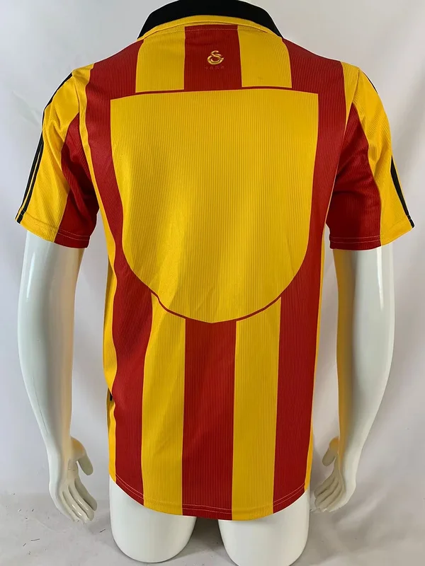 99-00 Galatasaray home soccer Jersey