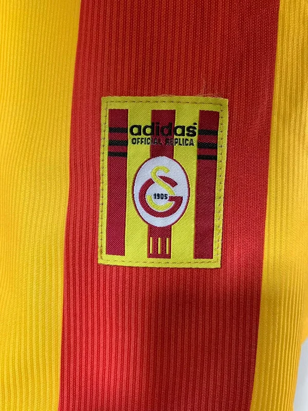 99-00 Galatasaray home soccer Jersey