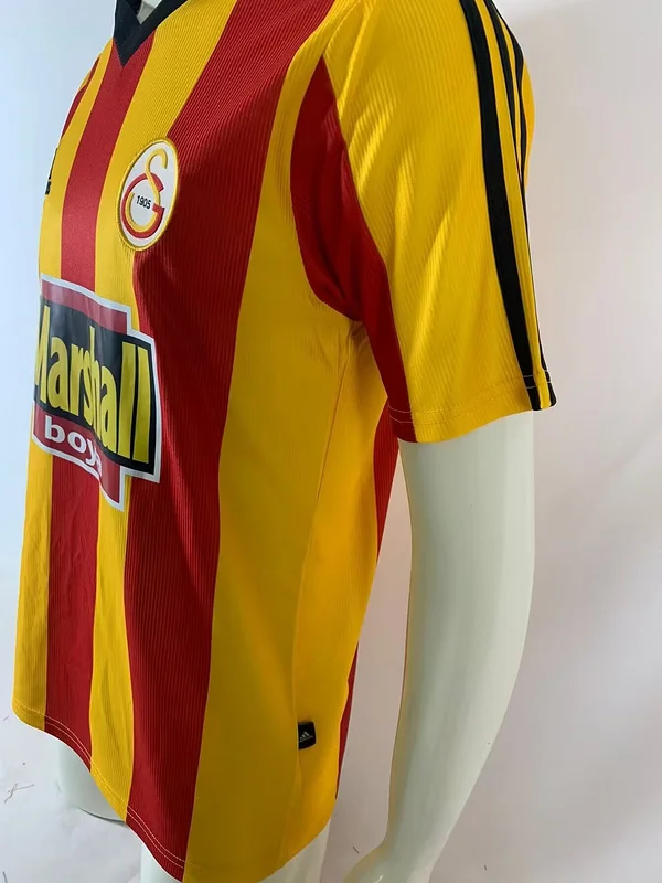 99-00 Galatasaray home soccer Jersey