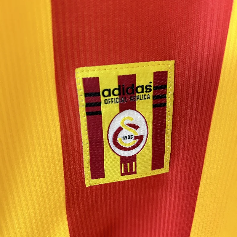 99-00 Galatasaray home soccer Jersey