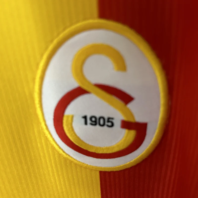 99-00 Galatasaray home soccer Jersey