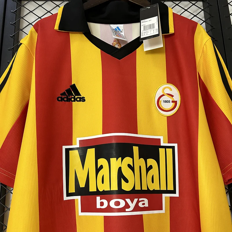 99-00 Galatasaray home soccer Jersey