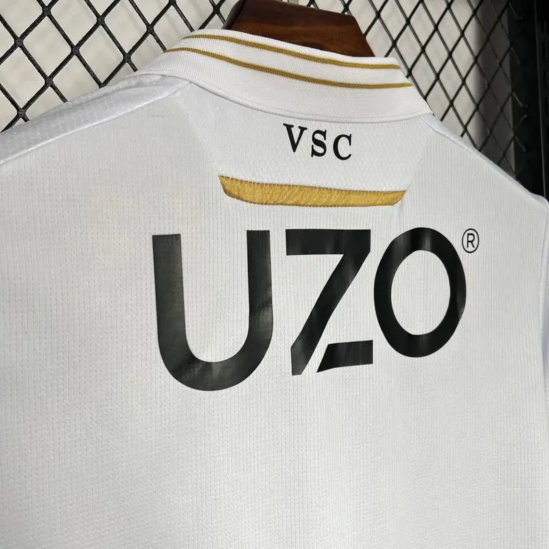 24-25 Vitoria de Guimaraes home soccer jersey