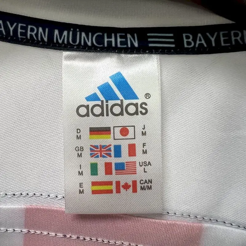 00-01 Bayern Munich Away Retro soccer Jersey