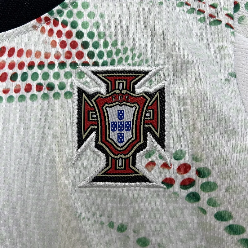 2025 kids Portugal away size: 16-28