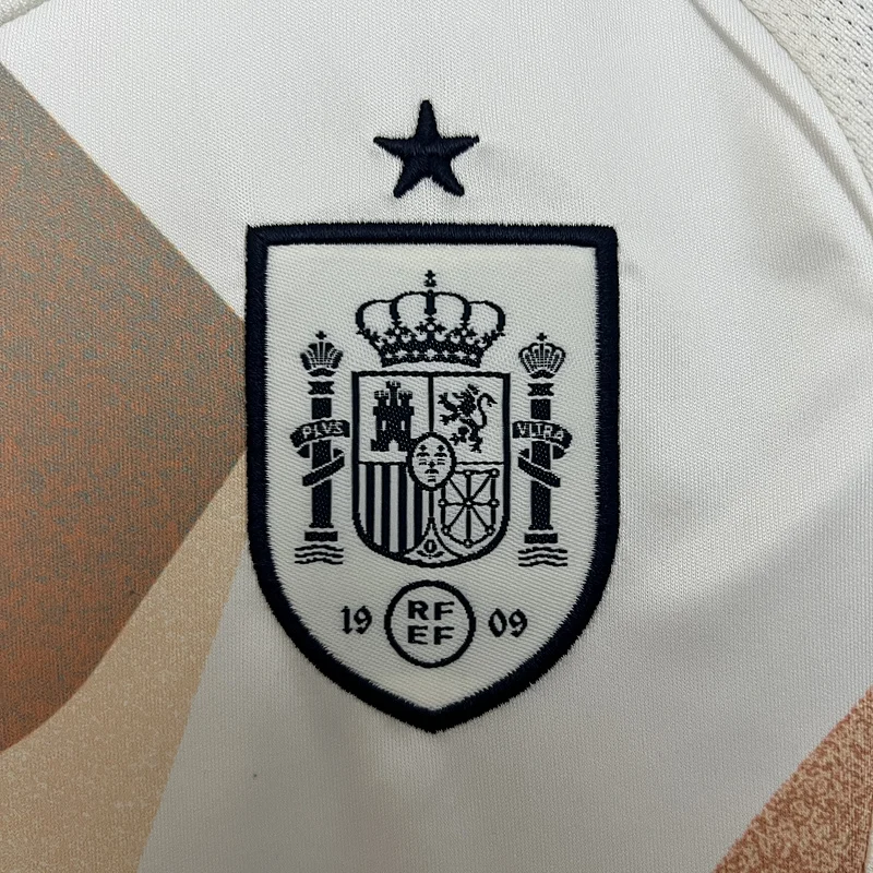 2025 kids Spain away size: 16-28
