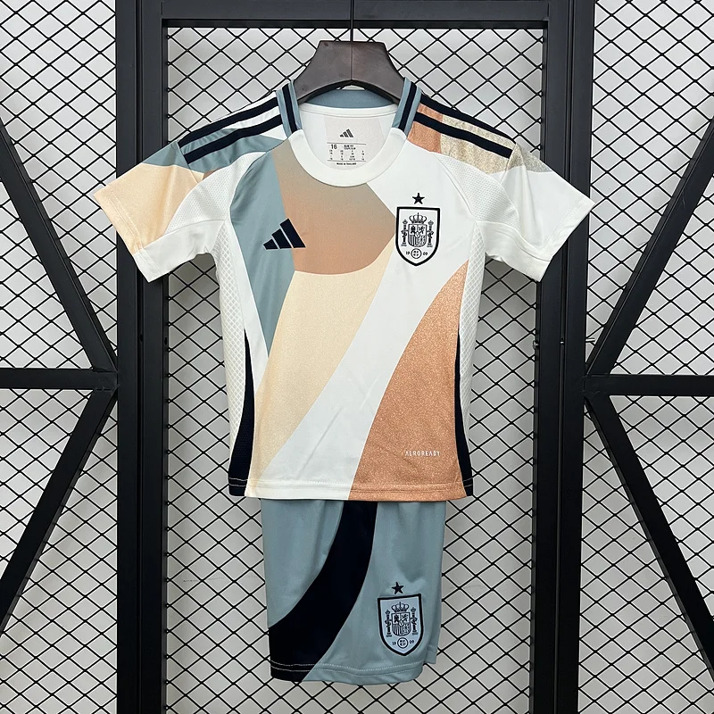 2025 kids Spain away size: 16-28