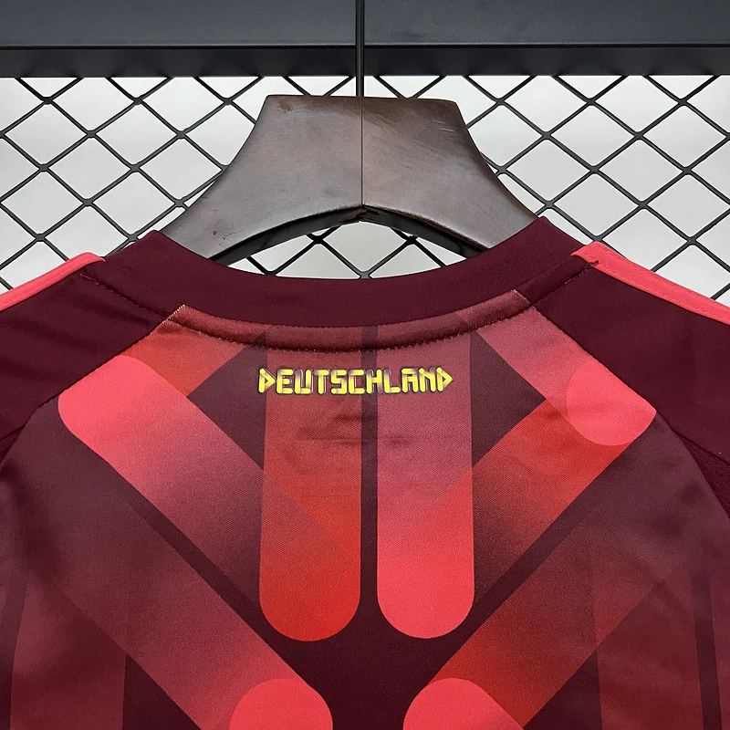 2025 kids Germany away size: 16-28
