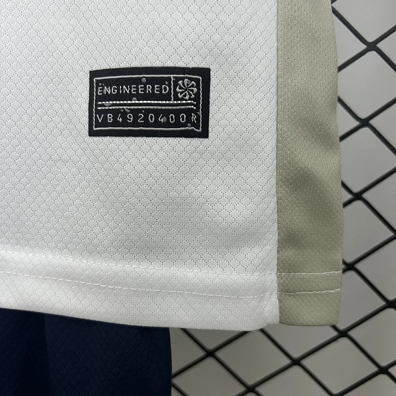 25-26 Tottenham Home Kids Kit