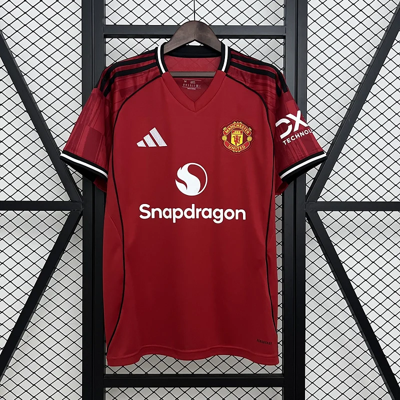 25-26 Manchester United Home Soccer Jersey