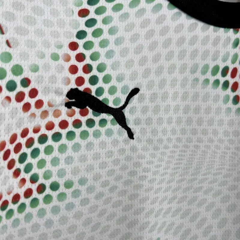 25-26 Portugal away kid kit