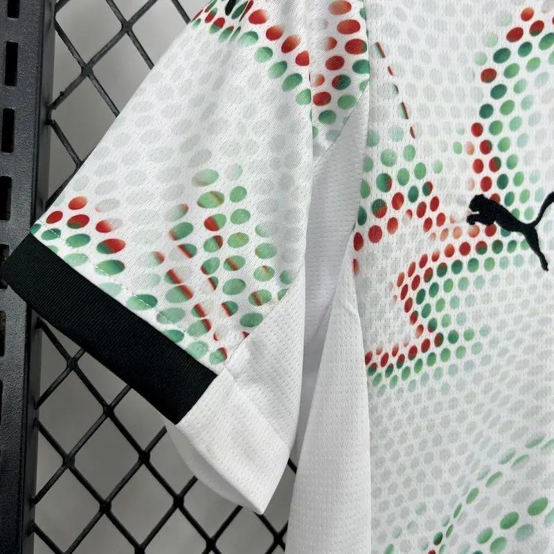 25-26 Portugal away kid kit