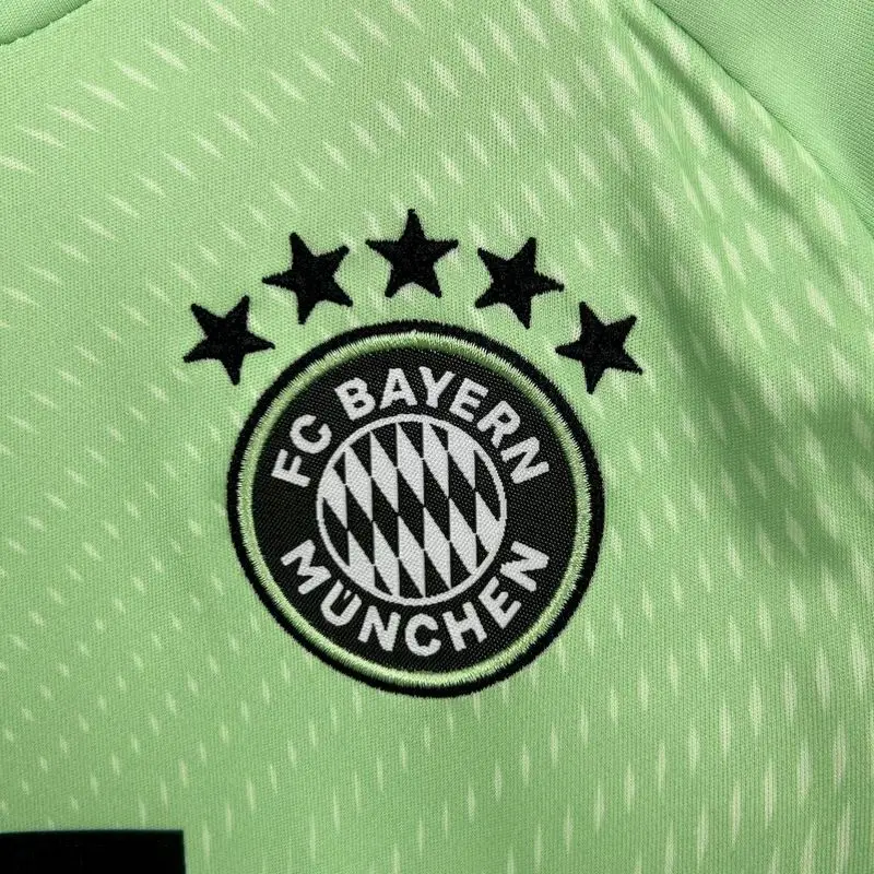 25-26 Bayern Munich Green Goalkeeper Kids Kit