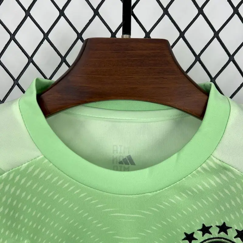 25-26 Bayern Munich Green Goalkeeper Kids Kit