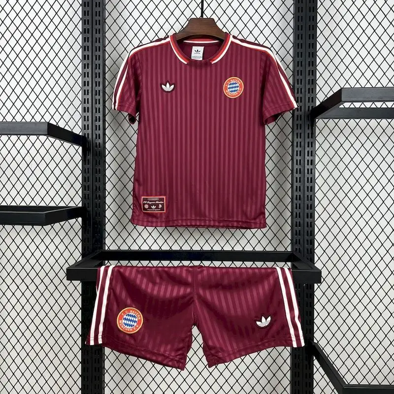 25-26 Bayern Munich Terrace Icons Kids Kit