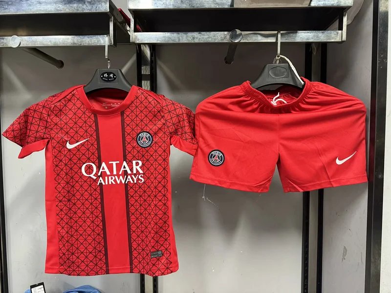 25-26 PSG Red training kid kit