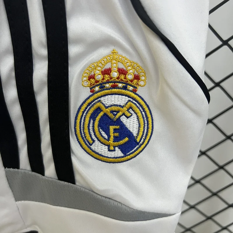 06-07 Real Madrid home retro kid kit