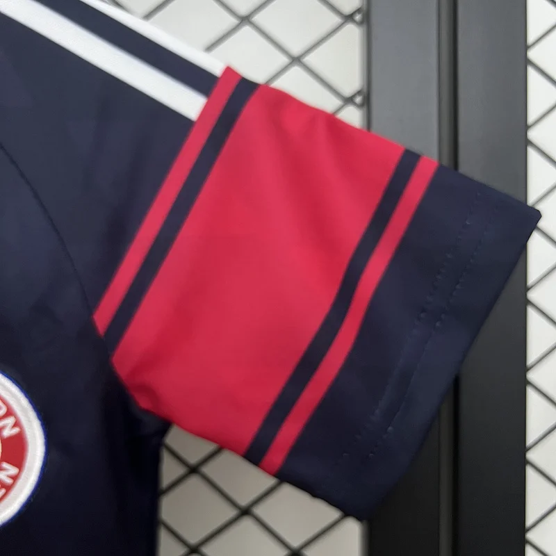 97-99 Bayern Munich home retro kid kit